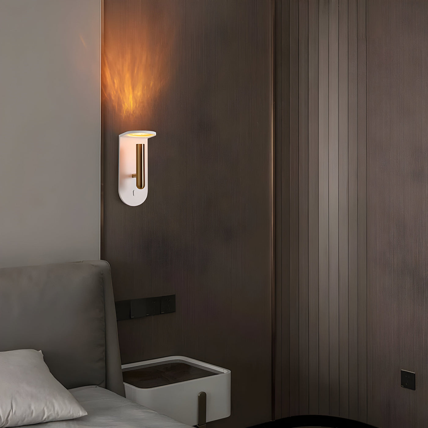 NordiFlame – Einstellbare nordische LED-Wandleuchte mit Flammeneffekt