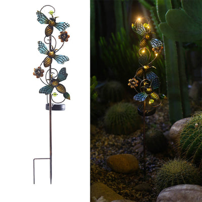 ArtGlow Solarbetriebene Gartenlaterne – Künstlerisches Metalldesign für stimmungsvolle Außenbeleuchtung