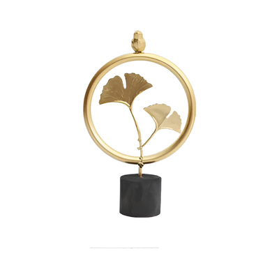 GoldenGrove – Minimalistische Ginkgo-Blatt Skulptur für eleganten natürlichen Charme