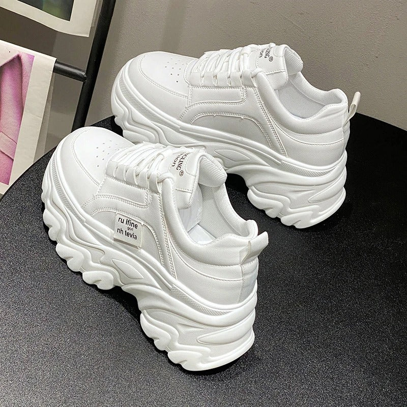 Betty | Bequeme und klobige Plateau-Sneakers