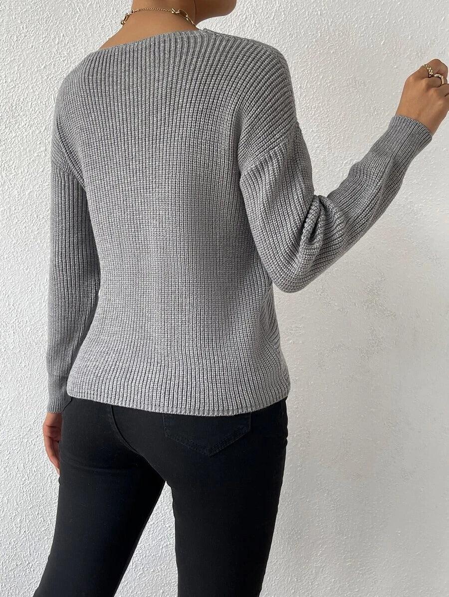 ODETTA - STRICKPULLOVER MIT ÜBERKREUZTEM AUSSCHNITT