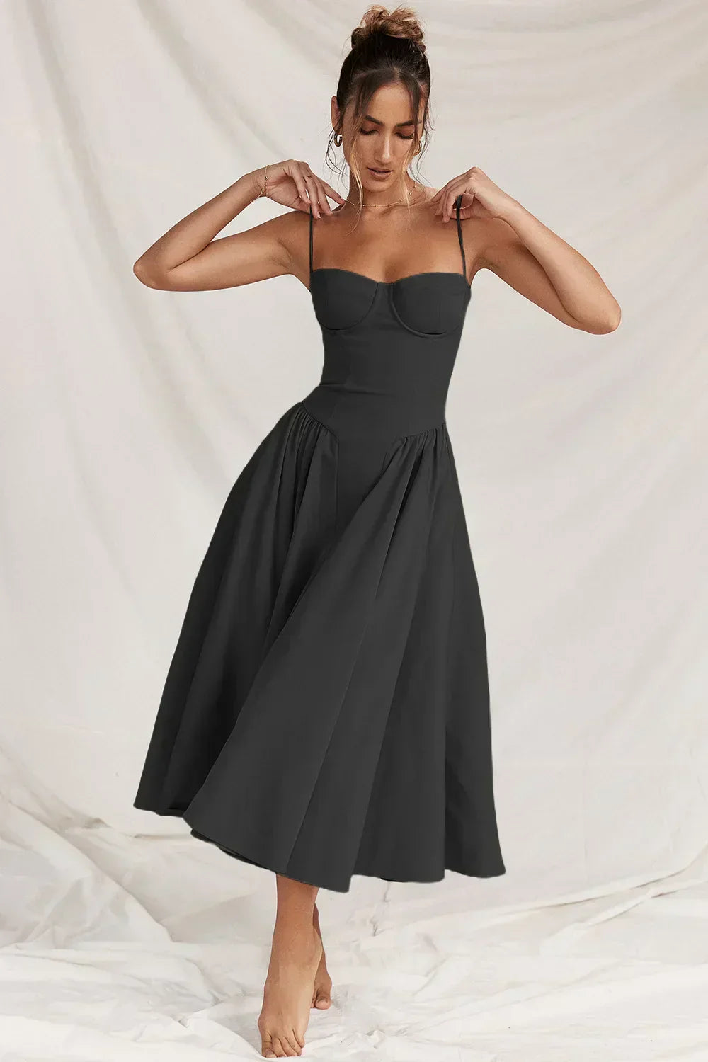 Nina - Ärmelloses Korsett-Midikleid
