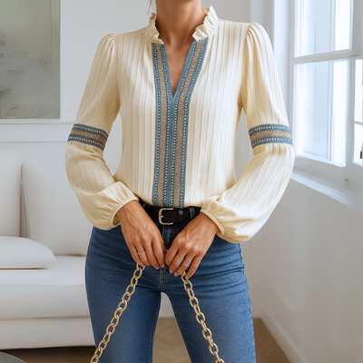Petra™ | Spitzenbluse mit V-Ausschnitt