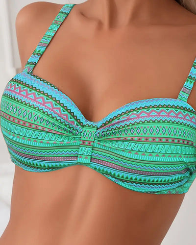 Zweiteiliger Badeanzug mit gestreiftem Bikini-Top