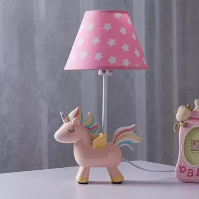 Dreamicorn – Schöne Einhorn Tischlampe für magische Schlafzimmer