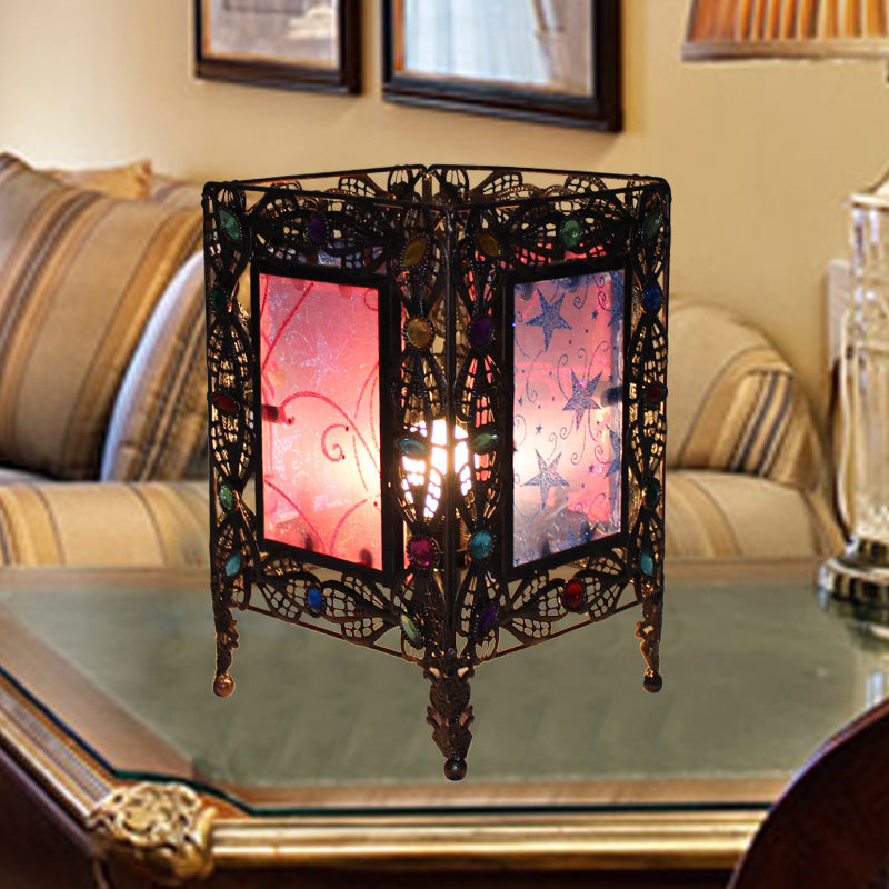 Metalluxe – Art Deco Stehlampe mit rustikalem Metalldesign