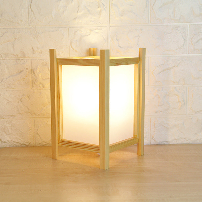 Woodelle – Moderne Tischlampe mit Charme aus natürlichem Holz