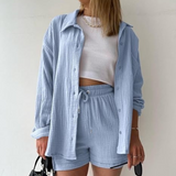 Hellblau