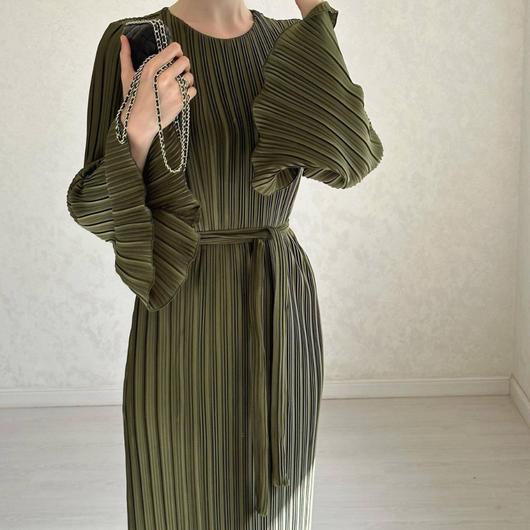 BABETTE - LANGES PLISSEE-KLEID