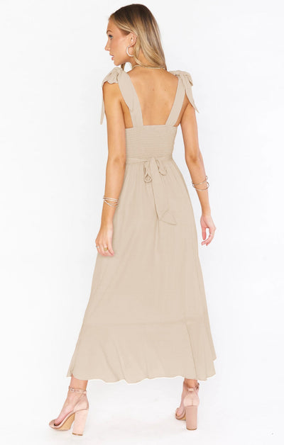 Dayana | Trägerloses Kleid mit Schnürung und eleganter Öffnung