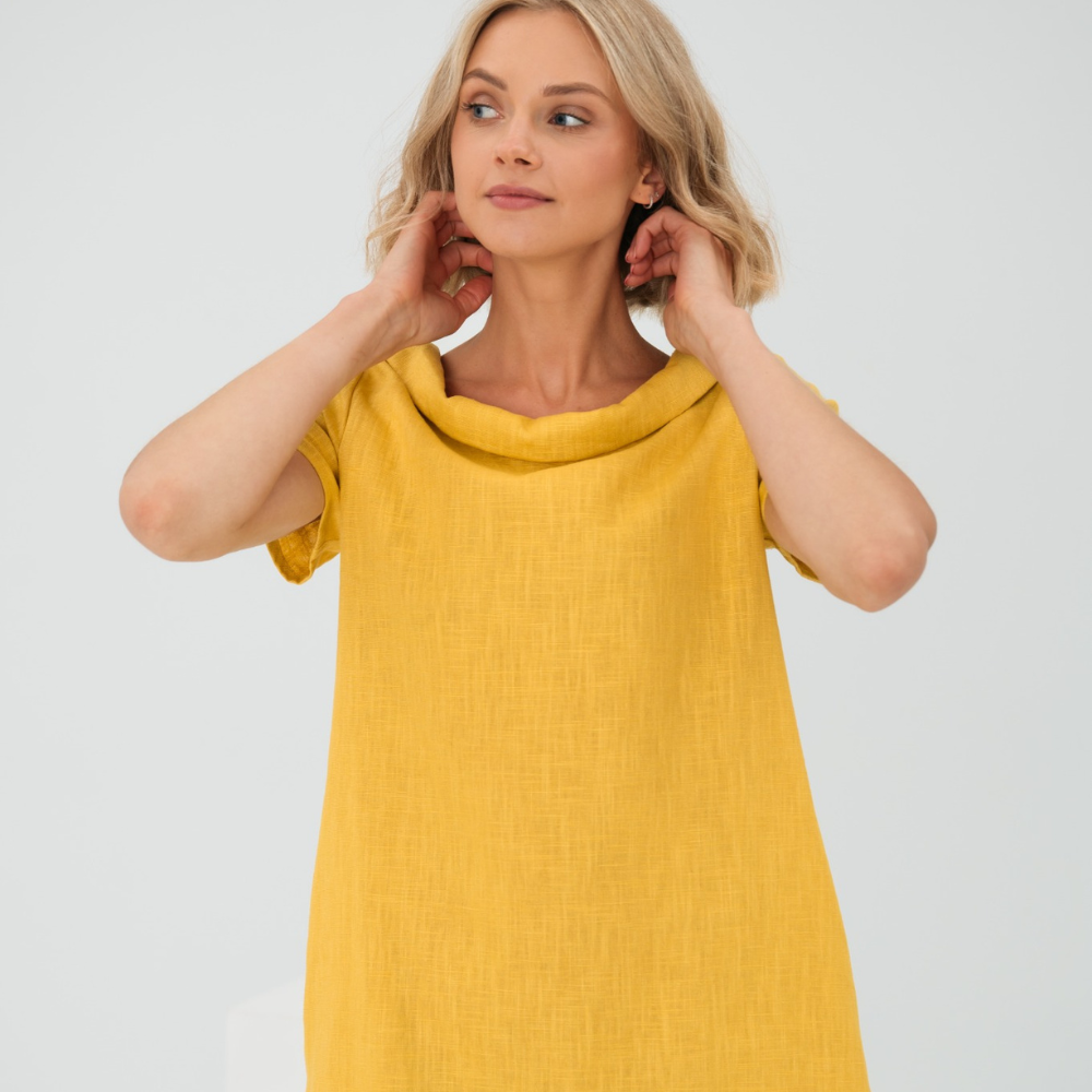 Solea – Lockeres Sommerkleid in Gelb mit weitem Kragen
