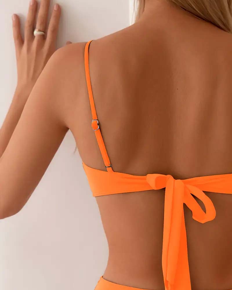 Eleganter Zweiteiler: Verführerischer Bikini