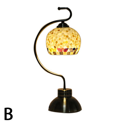 Glasstel – Elegante globusförmige Tischlampe mit Muschel-Muster