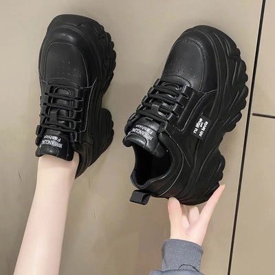 Betty | Bequeme und klobige Plateau-Sneakers