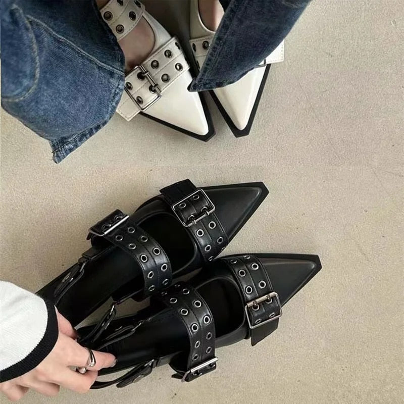 Sonam | Klassische und elegante Spitzenschuhe