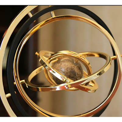 Aurevia – Handgefertigte Skulptur mit Marmorbasis für elegante Wohnraumgestaltung