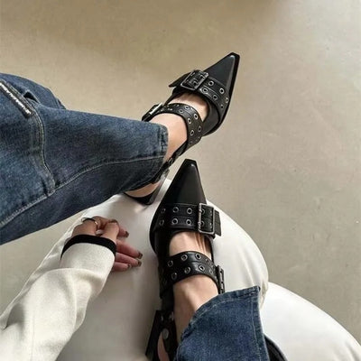 Sonam | Klassische und elegante Spitzenschuhe