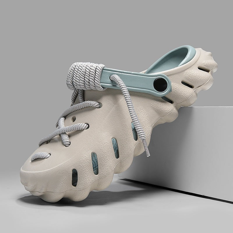 GUSTAV - CLOGS MIT DEKORATIVEN SCHNÜRSENKELN