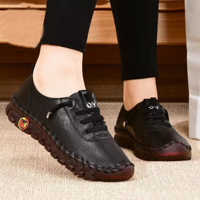 Bequeme flache Schuhe mit weicher Sohle