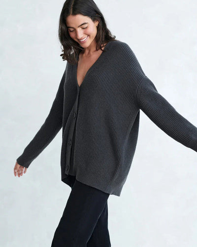 Lina™ | Gerippte Strickjacke mit Knöpfen