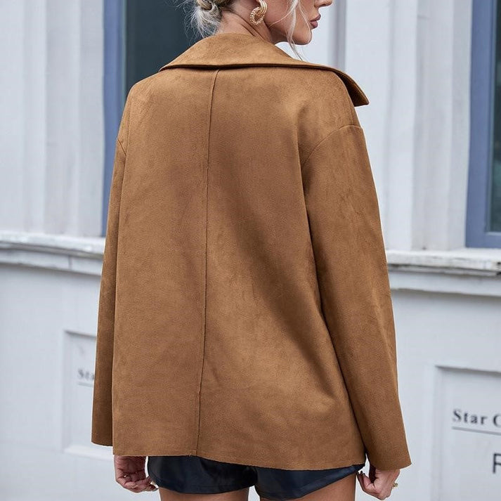 Stilvolle, elegante und maßgeschneiderte Lederjacke mit Knöpfen für Damen