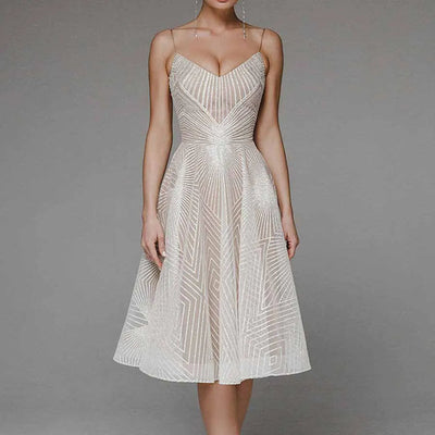 Mara - Elegantes rückenfreies Kleid