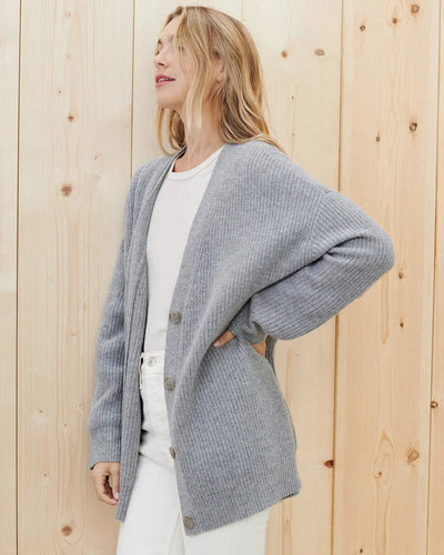 Lina™ | Gerippte Strickjacke mit Knöpfen