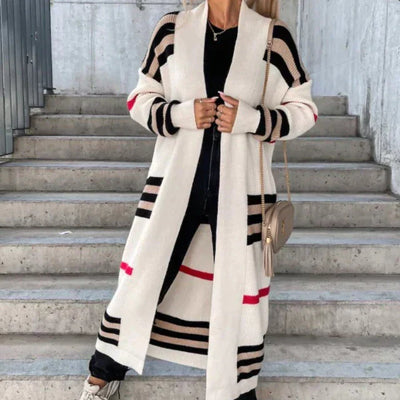 Júlia | Modernes und vielseitiges Sommerkleidungsstück