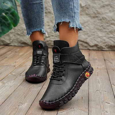 SoleStep - Bequeme orthopädische Stiefelette für Frauen