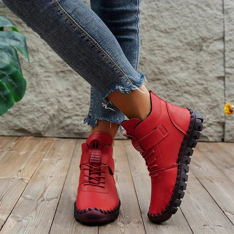 SoleStep - Bequeme orthopädische Stiefelette für Frauen