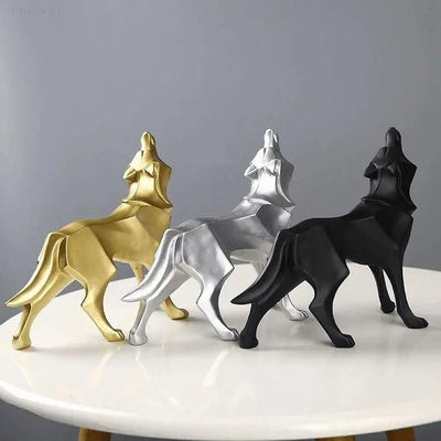 LupoForm – Geometrische Ulvenstatue mit scharfkantigem Design für moderne Räume