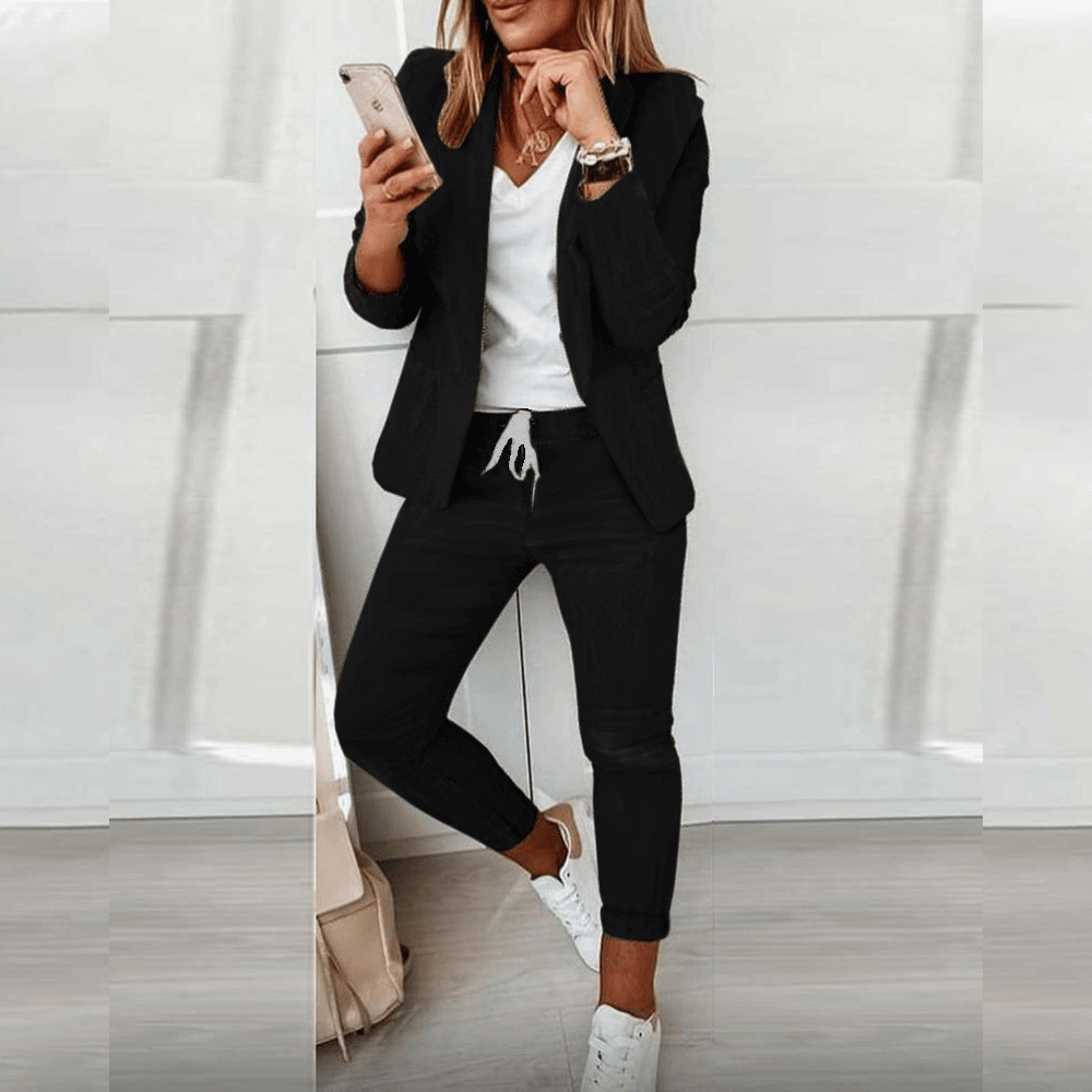 Renee | Stylisches Ensemble
