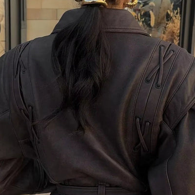 Elegante, zeitgenössische, luxuriöse Leder Wickeljacke für Damen