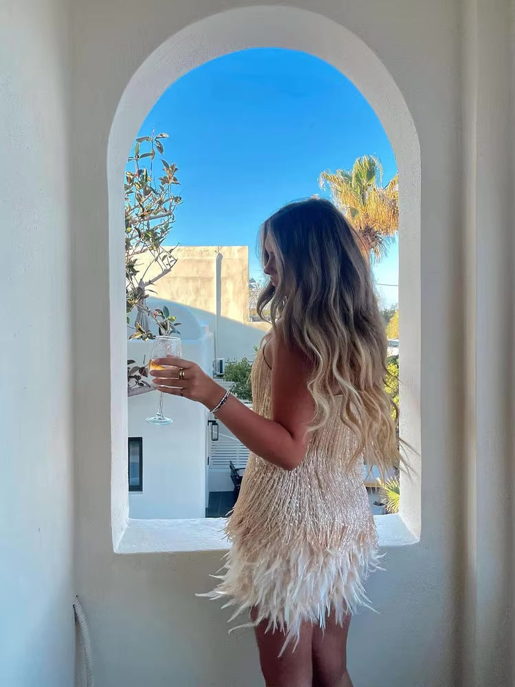 Astrid Fjerfrynsede Minikleid – Glamouröses Perlenbesetztes Festkleid