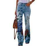 Hellblauer Denim mit floralem Print
