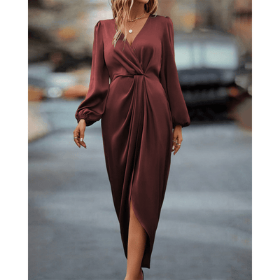 Mira zeitgenössisches langärmliges Midi-Kleid