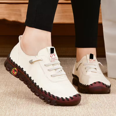 Bequeme flache Schuhe mit weicher Sohle