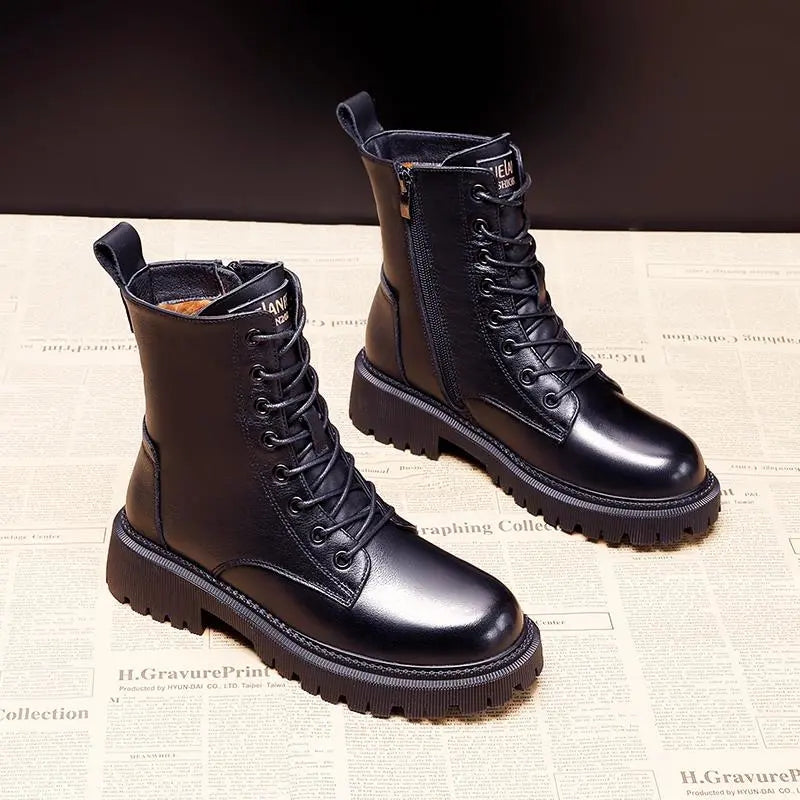Schwarze Winterstiefel für Frauen