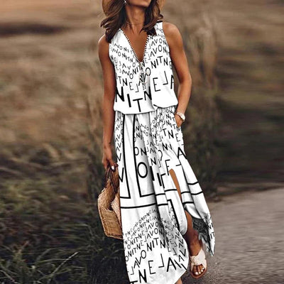 Esther |  Modisches ärmelloses Kleid mit Buchstabendruck