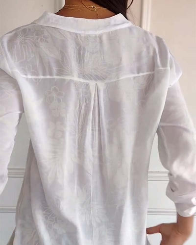 Astrid | Bluse mit V-Ausschnitt und Knopfleiste