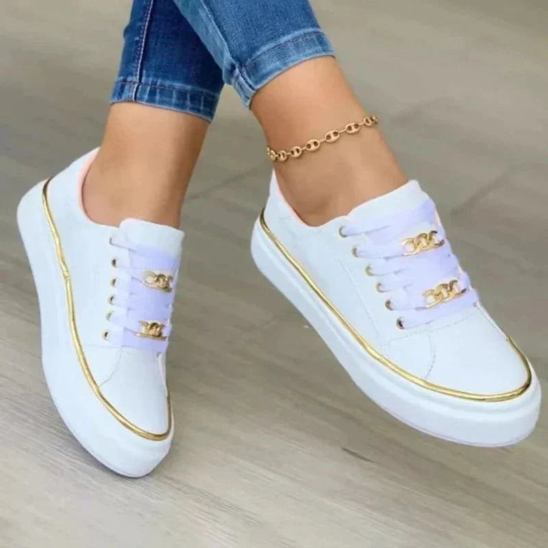 Ella - Modische Sneakers mit Ketten