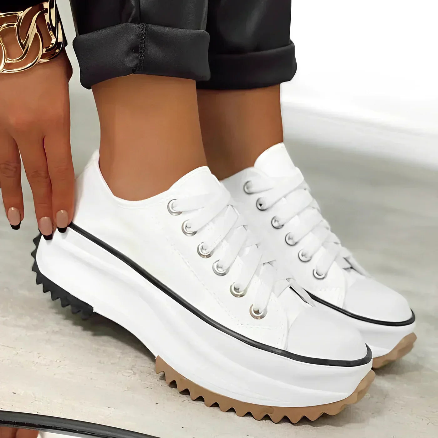 Ufuoma | Orthopädische Plateau-Sneakers