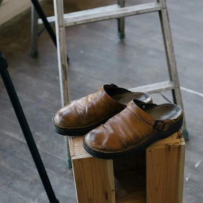 Foteini | Orthopädische Lederpantoffeln