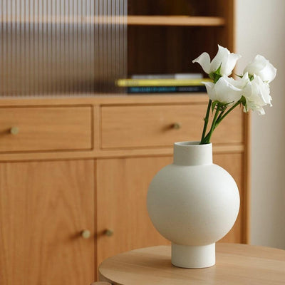 Serenity Curve Vase – Elegantes minimalistisches Design mit glatter, geschwungener Silhouette