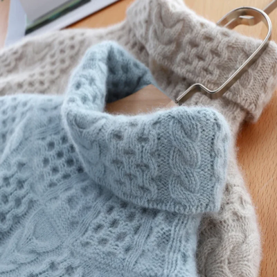 Einfarbiger Rollkragenpullover für Frauen