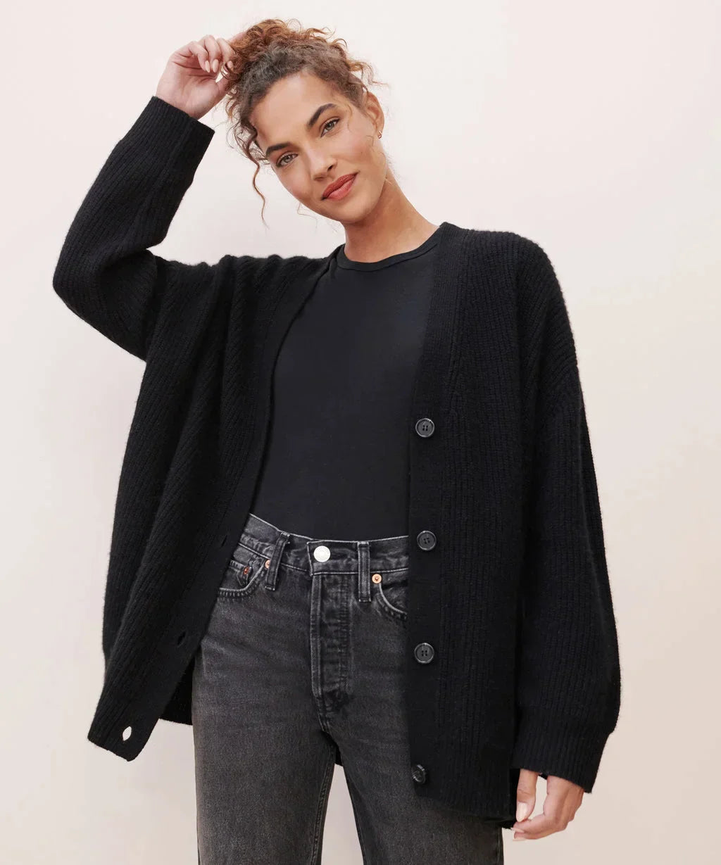 Lucy - Kaschmir-Strickjacke mit V-Ausschnitt