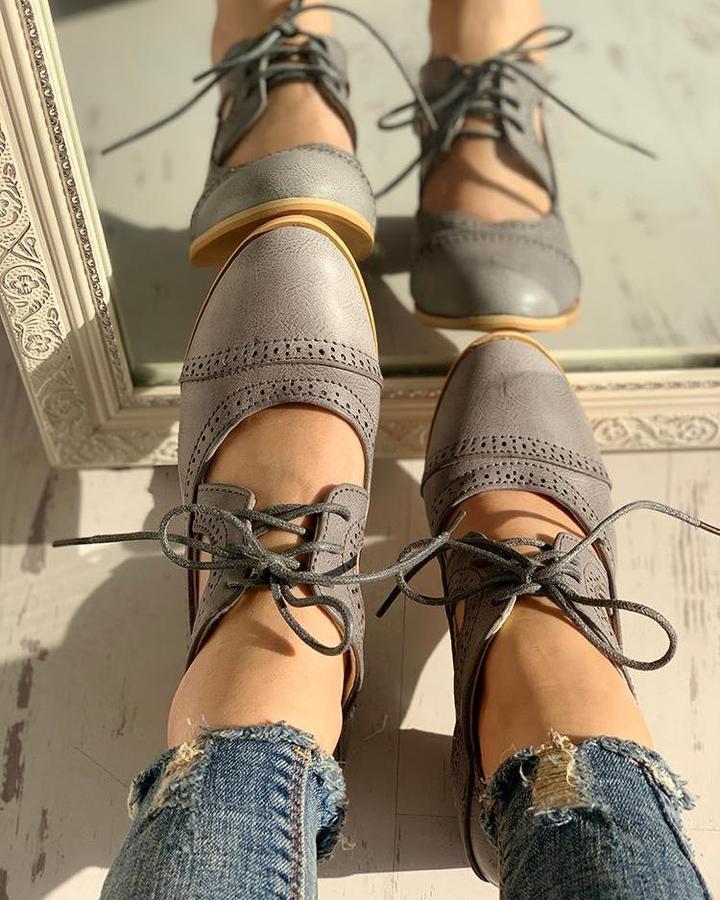 Clara - Damen Schnürpumps mit Vintage-Design und Blockabsatz