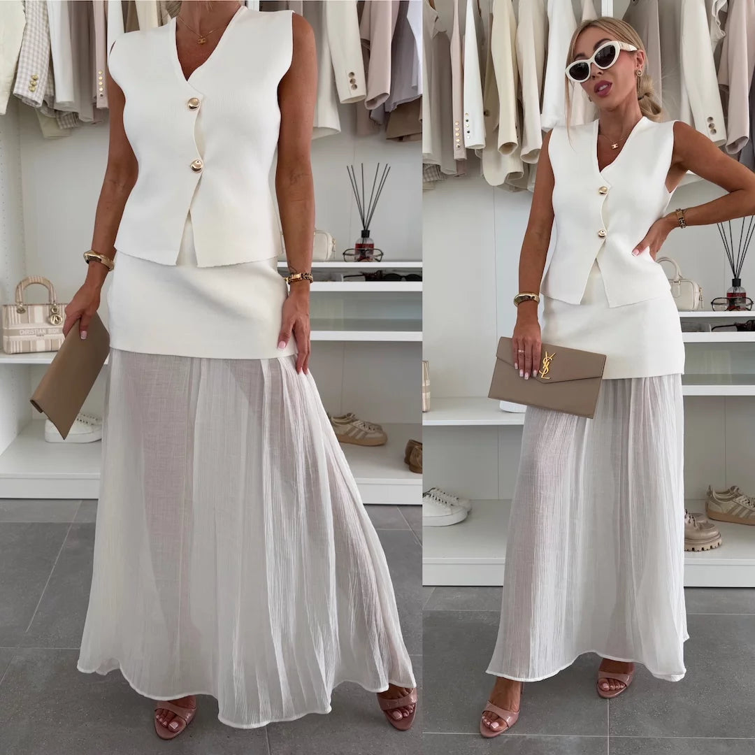 Lorine Set mit plissiertem Rock und Knopfleiste