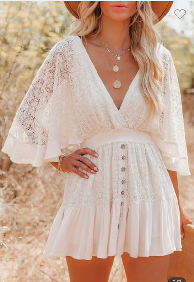 Citrina | Luftiges Boho-Kleid mit Spitze und Knopfleiste