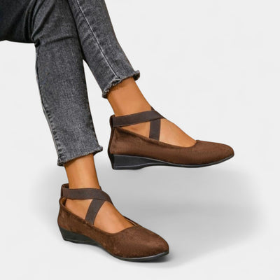 Eniola – Bequeme Sneakers Mit Riemen